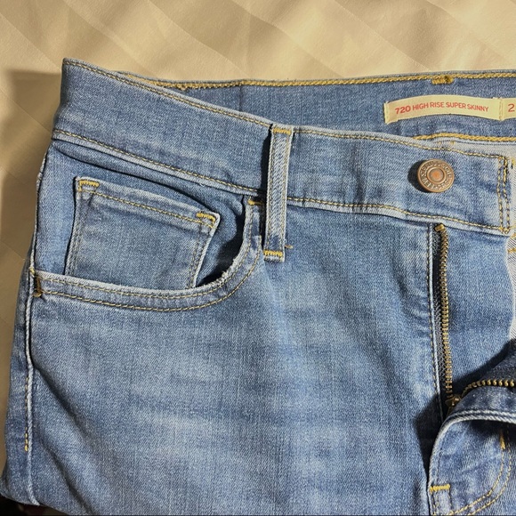 LEVI’S 720 High Rise Jeans - Picture 6 of 8